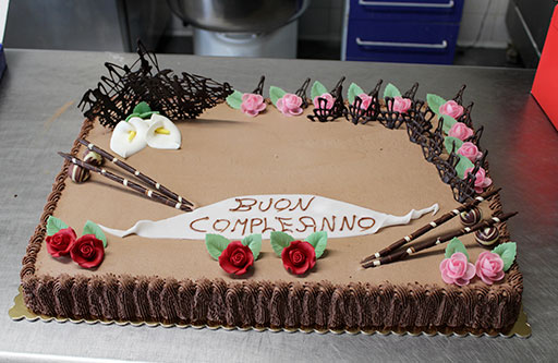 Torta artigianale decorata